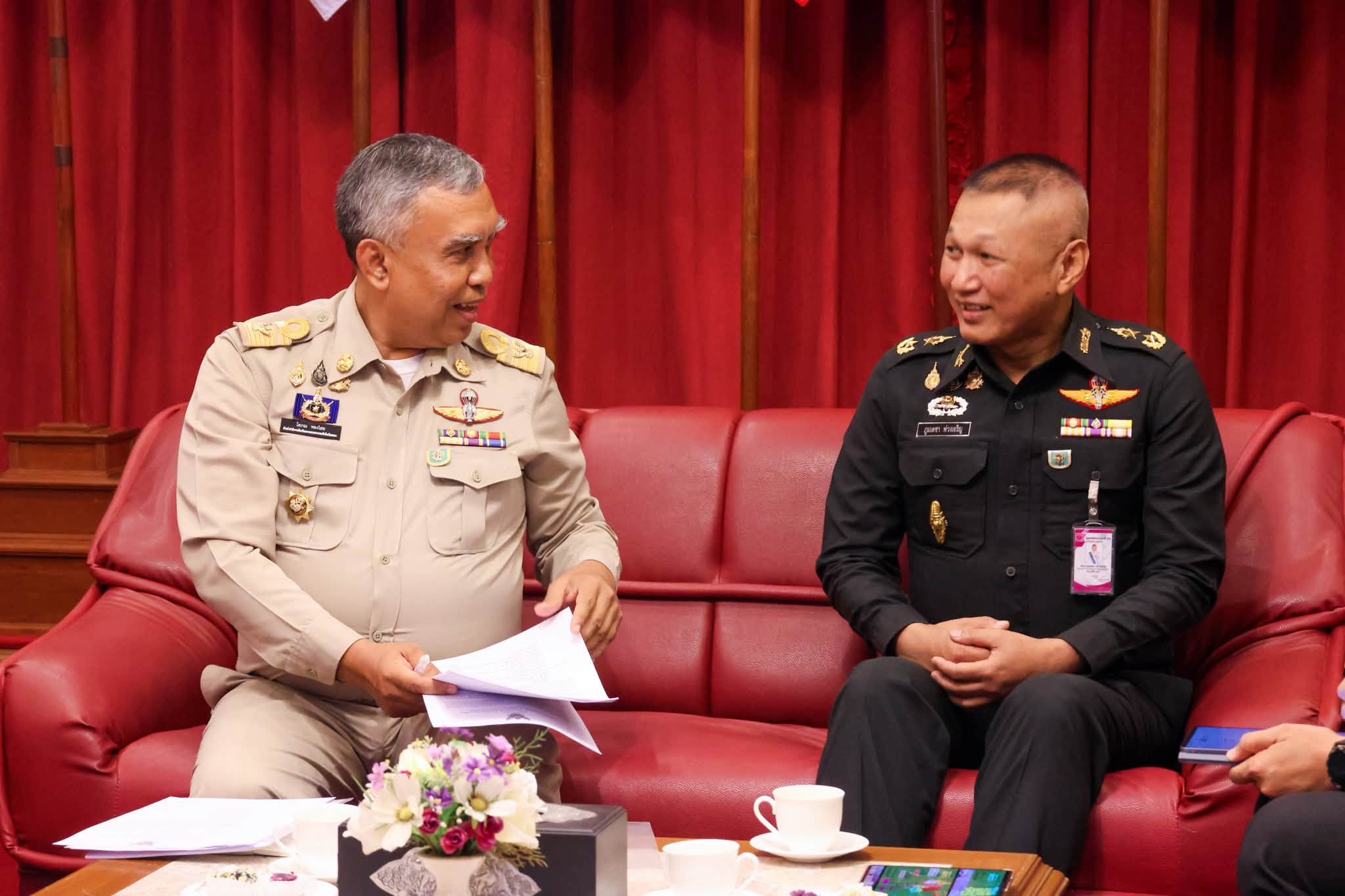 มณฑลทหารบกที่ 42 ต้อนรับหัวหน้าสำนักงานป้องกันและบรรเทาสาธารณภัยจังหวัดสงขลา