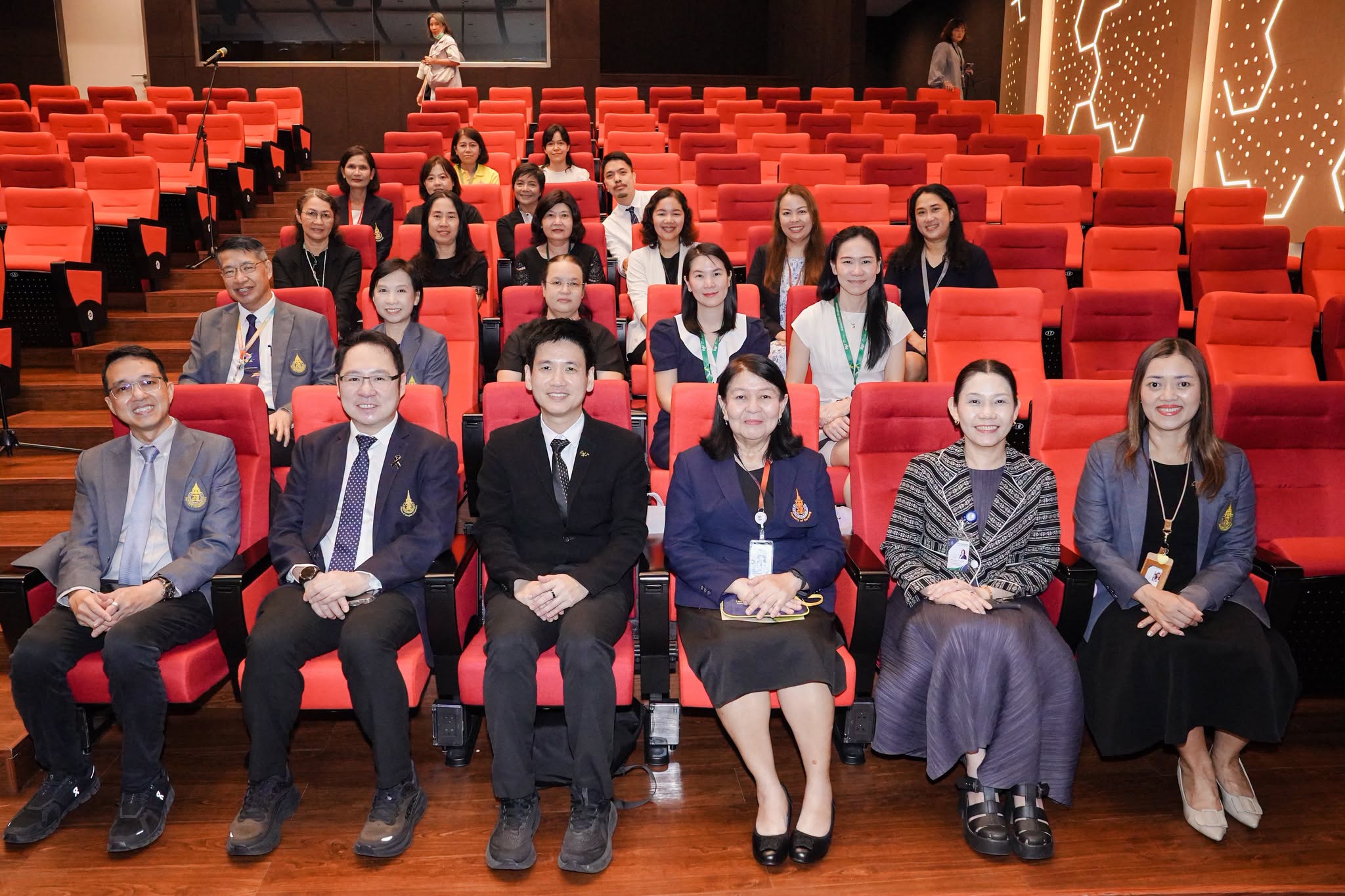 ต้อนรับคณาจารย์จาก University of Illinois College of Medicine สหรัฐอเมริกา